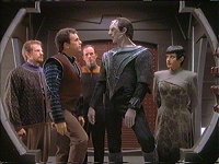 Gul Dukat gerät in die Hände des Maquis.