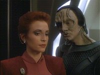 Garak macht Kira ein Angebot.