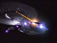 Die U.S.S. Odyssey verteidigt sich gegen Jem'Hadar-Schiffe.