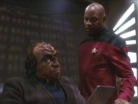 Sisko zwingt die Wahrheit aus Ch'Pok heraus.