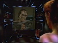 Kira erhält eine erschütternde Nachricht von Dukat.