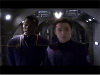 Travis Mayweather und Malcolm Reed lernen sich kennen.