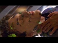 Beim Beamen von Ethan Novakovich ist etwas schiefgelaufen.