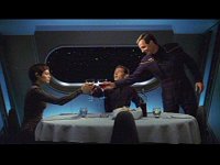 T'Pol, Trip und Archer machen es sich gemütlich.