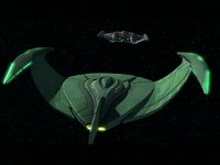 Ein fremdes Schiff verfolgt die Enterprise.