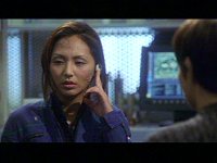 Hoshi entschlüsselt die Botschaften der Romulaner.