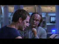 Phlox vermutet mehr hinter Archers Ärger.