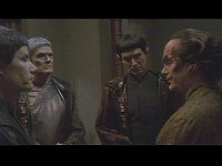 Phlox bittet vulkanische Ärzte um Hilfe.