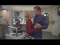 Feezal startet Annäherungsversuche auf Trip.