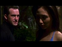 Tarquin bedrängt Hoshi, bei ihm zu bleiben.