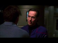 Archer bekommt Besuch von Daniels.