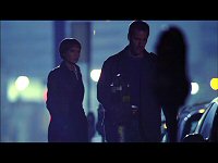 Archer und T'pol suchen ein Auto.