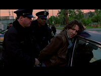 Loomis wird verhaftet.