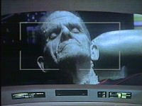 Captain Telaka von der U.S.S. Lantree