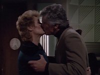 Dr. Pulaski kennt Kyle Riker