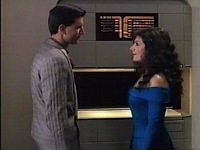 Ral Devinoni und Troi kommen sich näher.