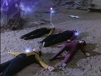 Energiewesen ergreifen Besitz von Deanna, Data und Miles O'Brien