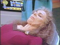 Deanna ist stark gealtert.