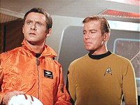 Captain Christopher ist von der Brücke beeindruckt.