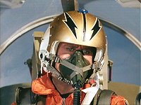 Captain Christopher kann die Enterprise nicht mehr entdecken.