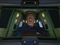 Captain Braxton will die Voyager zerstören.