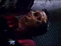 Burke wird von den Wesen getötet