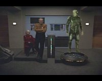 Janeway und Barclay halten Unterricht an der Academy.