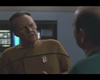 Doktor zwingt Reg die Wahrheit zu sagen.